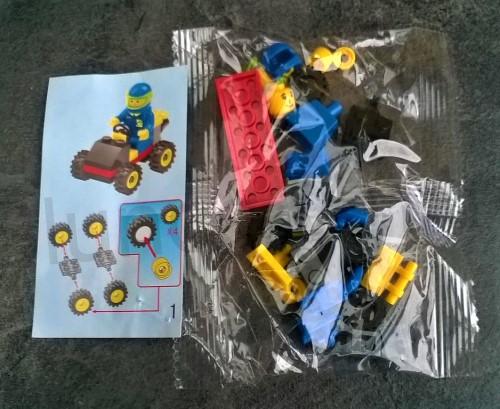 Stavebnice lego závodník (D13)