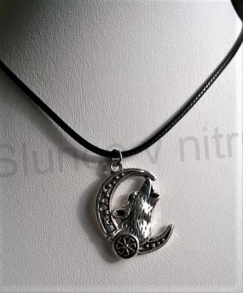 Náhrdelník s přívěškem Vlka (BD676)