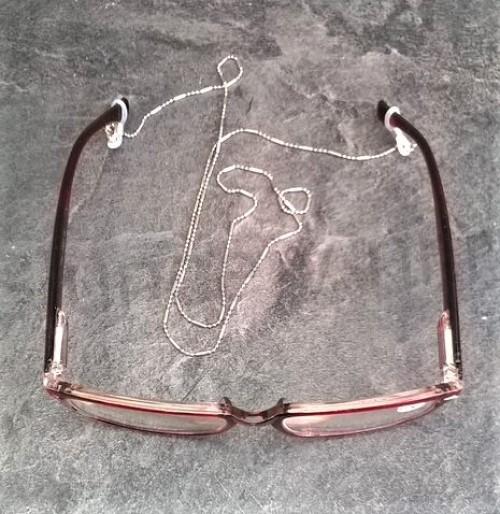 Řetízek na brýle černý (N142)