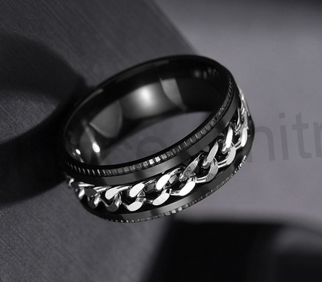 Pánský prsten z chirurgické oceli a řetízkem (BP314)