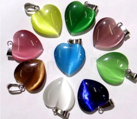 Minerárlní přívěšek kočičí oko (X1533)