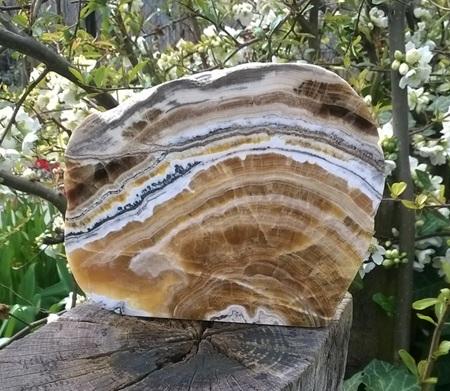 Aragonit řez 1175 g (Slovenská Republika) (X1608)