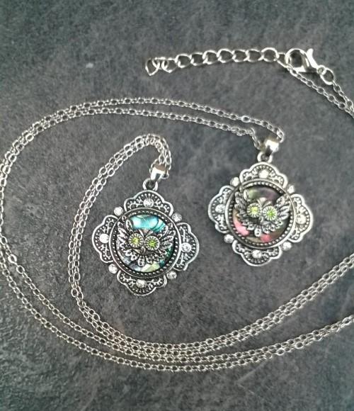 Náhrdelník kytička se sovou a mušle Paua (X1662)