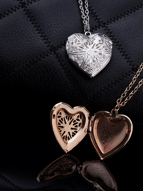 Pozlacený náhrdelník s přívěškem srdce - otevirací (BD751)