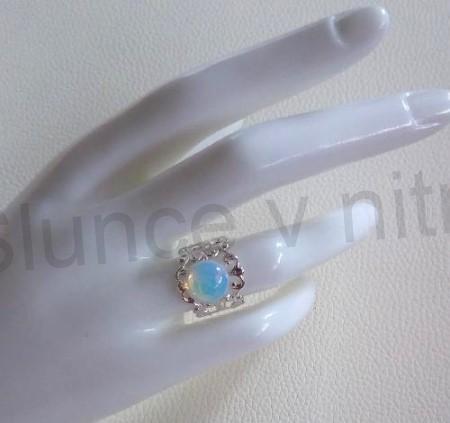 Nastavitelný ozdobný minerální prsten s Oplalitem (X1717)