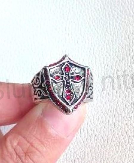 Pánský templářský prsten kříž ve štítu s kamínky velikost 59 (BP158)