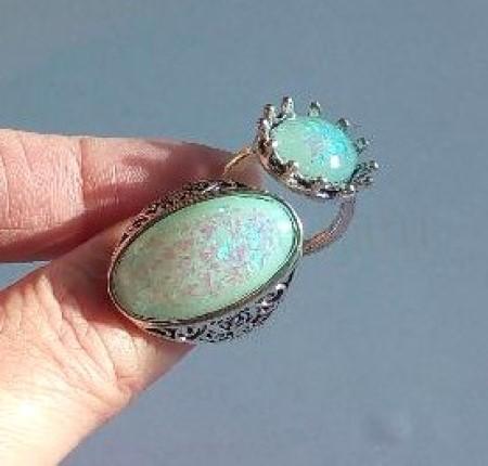 Dámský ozdobný prsten imitace opálu - 2 (BP419)