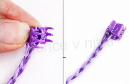 Barevný pramen vlasů, copánek na skřipci délka 32 cm Modro černá (H546)