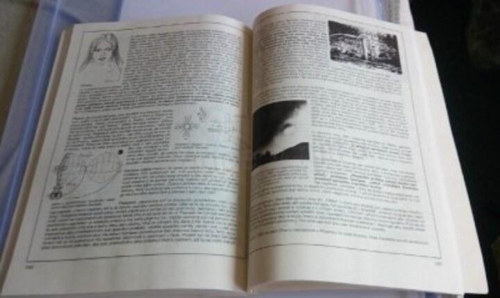 UFO: Kontakty (EK12)