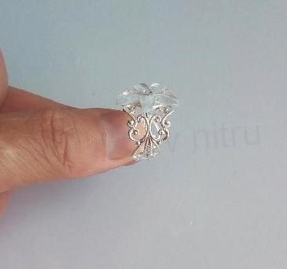 Nastavitelný zdobený prsten kytička (BP434)