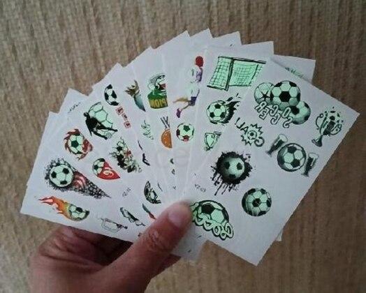 Voděodolné, dočasné luminus tetovaní Fotbal číslo 9 (E968)