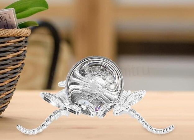 Kovový podstavec vážky na křišťálové koule platinový (AE52)