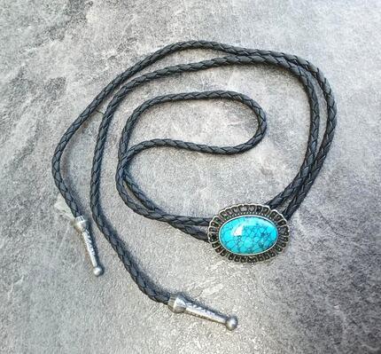 Bolo kravata s oválnou přezkou a tyrkysovým kamenem (BD912)