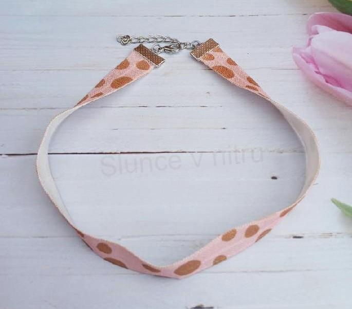 Náhrdelník choker tygrovaný pružný krátký růžový (BD932)