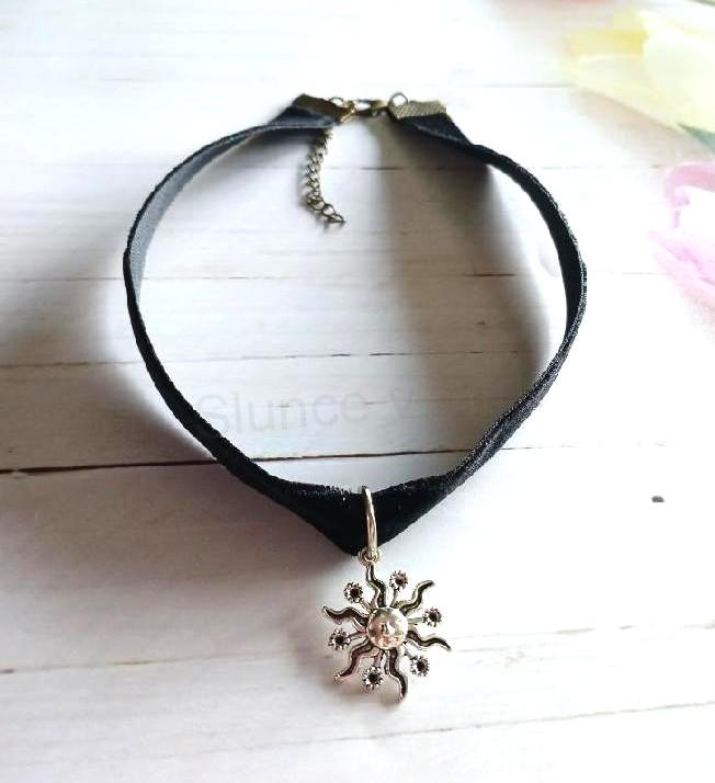 Náhrdelník choker se sluncem (BD941)