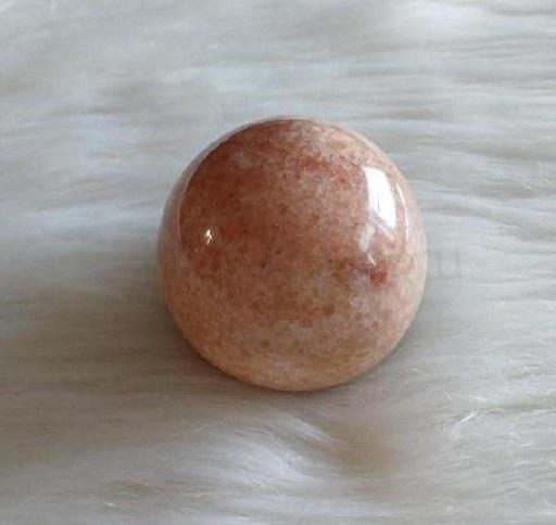 Sluneční kámen koule leštěná 52 mm | 195 g (X2161)