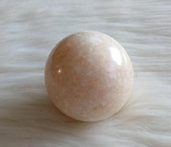 Sluneční kámen koule leštěná 51 mm | 195 g (X2164)