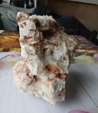 Mřížkový (Lamelární) křemen – Boxwork Quartz – sběratelská drúza (1530 g) (X2227)