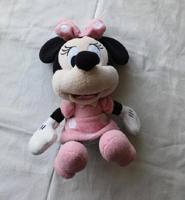 Plyšová Minnie Mouse – růžová oblíbená postavička (D1184)