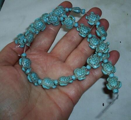 Tyrkysová želva z minerálů - 15,4 x19 mm Světle růžové (X232)