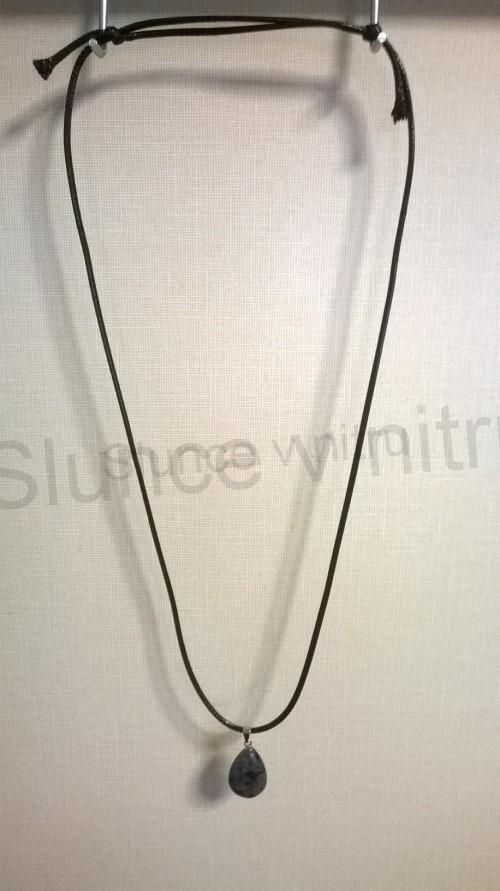 Provázkový náhrdelník přívěšek turmalín v křišťálu - slza (BD57)