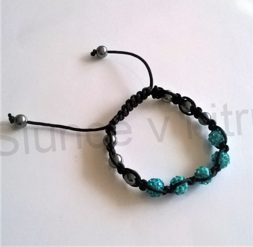 Náramek shamballa s pave korálků Swarovski světle modré (BC445)
