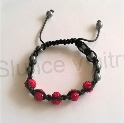 Náramek shamballa s pave korálků Swarovski červené (BC450)