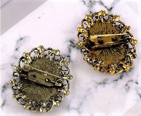 Brož Cameo se zirkony starodavný motiv ženy (HB78)