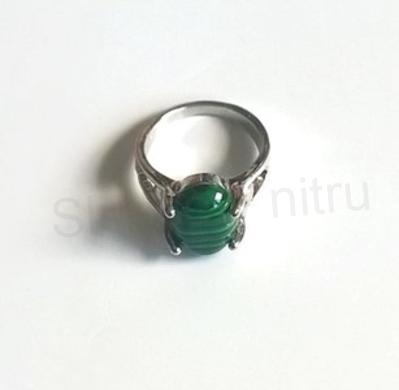 Minerální prsten s malachitem postříbřeno  (X262)