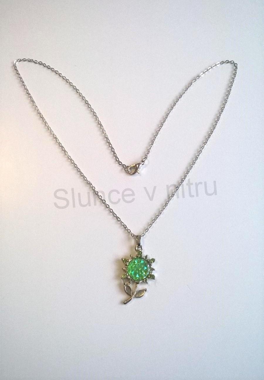 Náhrdelník s přívěškem kytička - chirurgická ocel (BD311) 