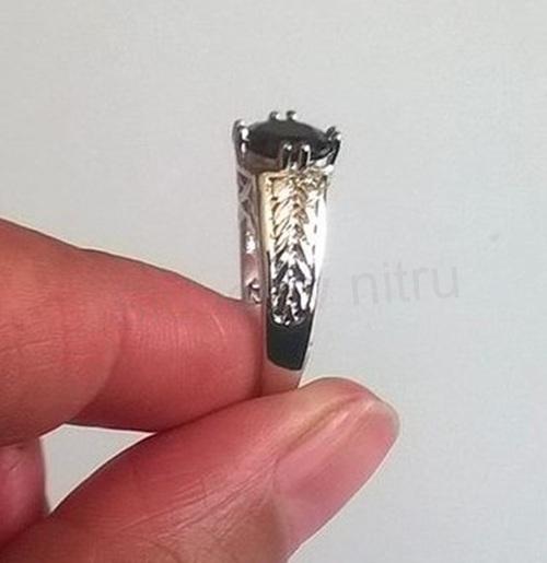 Dámský prsten černý spinel zirkonu s ornamenty velikost 59 (BE175)