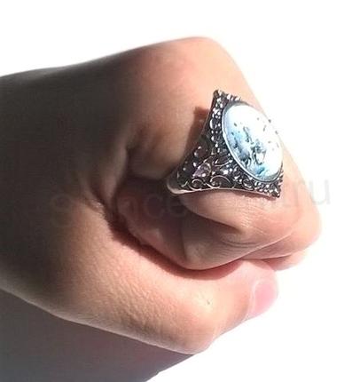 Postříbřený prsten s koňmi velikost 56 (BP287)