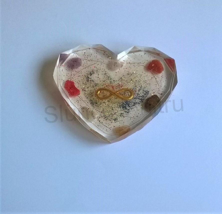 Orgonitové čakrové srdce s nekonečnem (PP30)