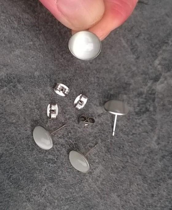 Puzetové náušnice kočičí oči z chirurgické oceli (X582)