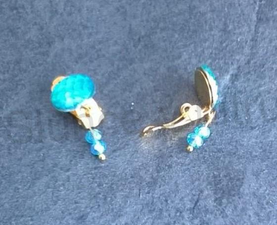 Náušnice klipsy s dračím vzorem měnicí a swarovski korálky 1,2 x 3 cm (BB530)