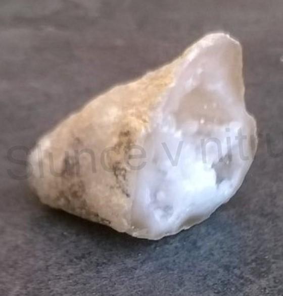 Sněžný Křišťál geoda 33,3g  (Maroko) (X662)