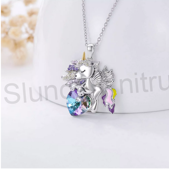 Náhrdelník s přívěškem koníka, jednorožce a Swarovski srdce (BD435)