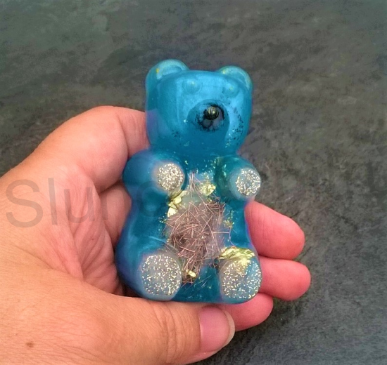 Orgonitový medvídek modrý 3D 7,6x4,5x3 cm (PP136)