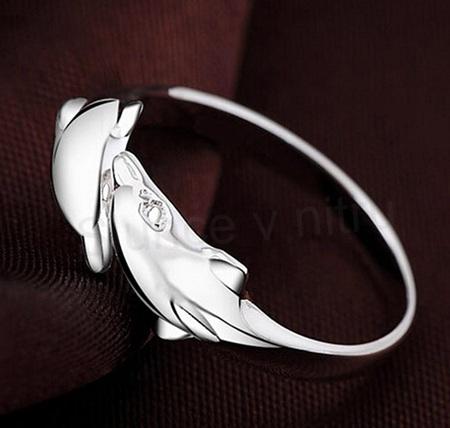 Otevřený prsten s delfíny (BP366)