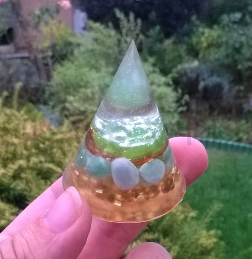 Orgonitový kužel - chalcedonová krása 5,1x4,1 cm (PP143)