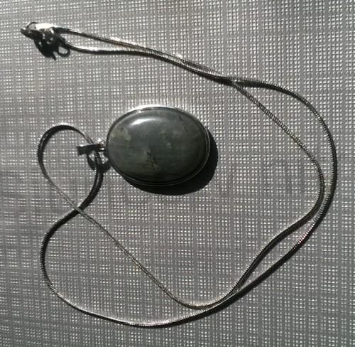 Minerální náhrdelník s labradoritem (X926)