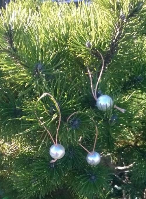 Vánoční ozdoba na zavěšení ABS perla (V70)