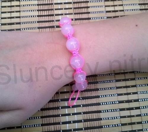 Minerální náramek růženín shamballa (X1255)