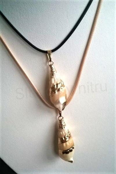 Minerální přírodní náhrdelník pozlacená mušle, lastura (X1314)