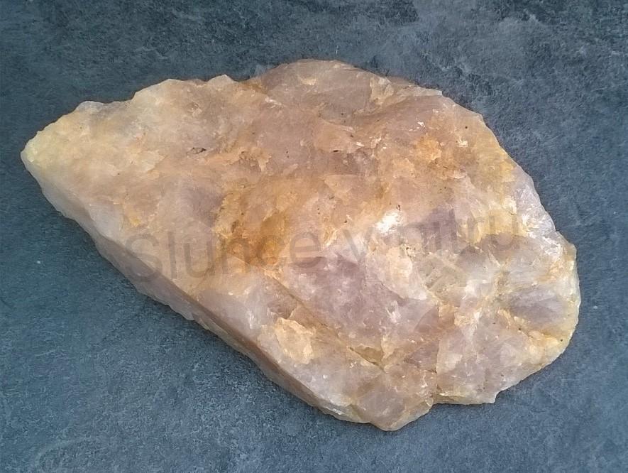 Velký Růženín s limonitem surový 2743 g (Česká Republika) (X1320)