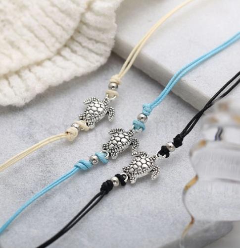 Šňůrkový náramek na nohu, kotnik želva černý (BC558)