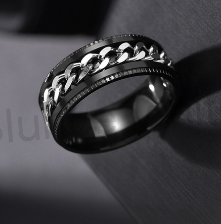 Pánský prsten z chirurgické oceli a řetízkem (BP314)