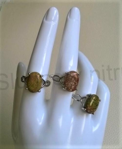 Minerální prsten unakit postříbřeno (X1644)