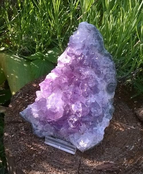 Ametyst drúza narostlá v chalcedonu 628g (Brazílie) (X1658)