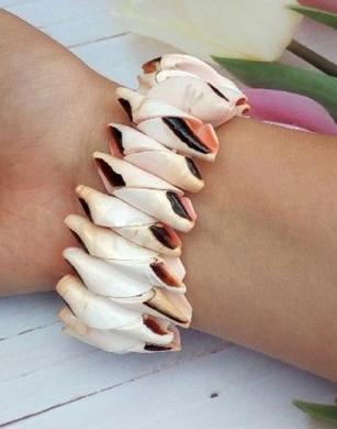 Mušlový náramek z pravých mušlí (X1753)